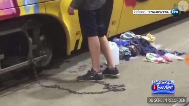 Хохла посадили на цепь в польше