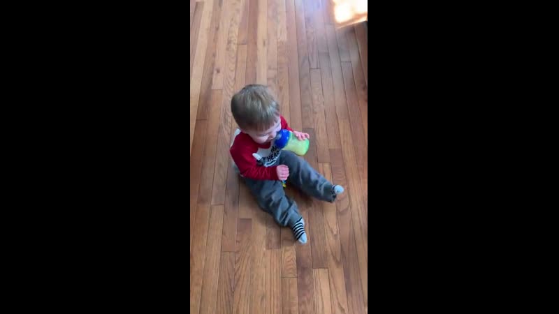 Strawbеrry milk baby tippy taps