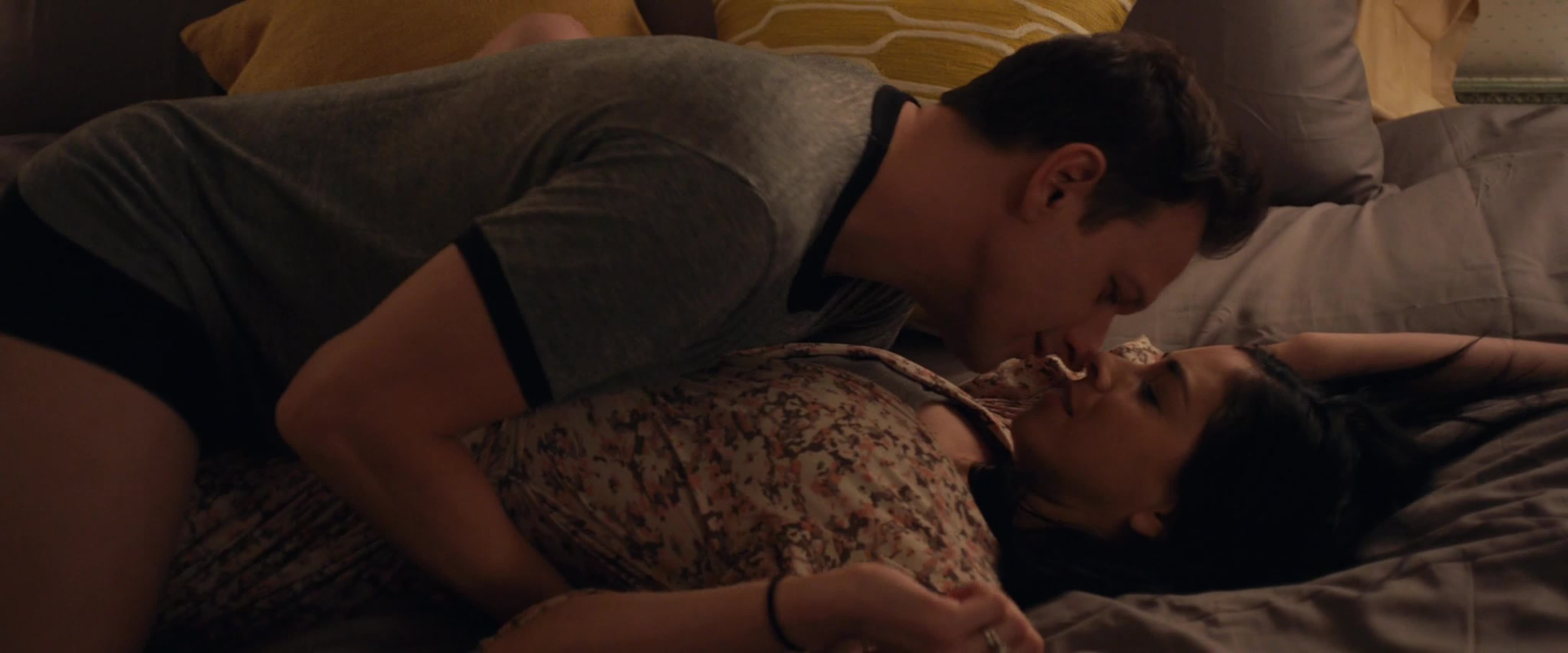 Ғашық секс онлайн Анна Сванның қынапшысы