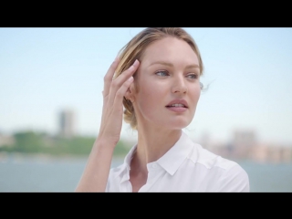 Biotherm blue therapy accelerated serum in oil with candice swanepoel