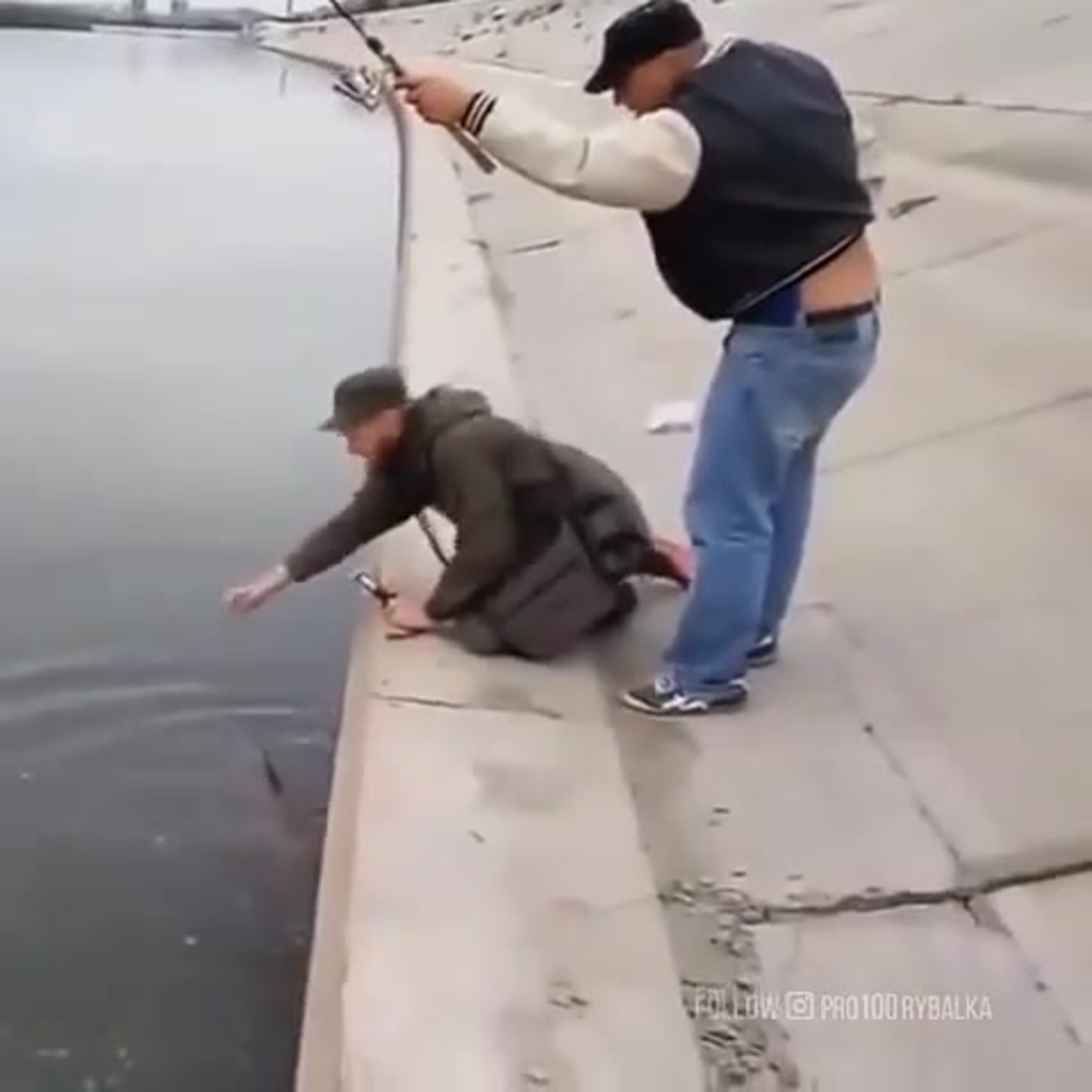 Приколы на рыбалке.