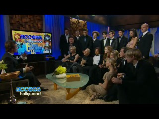 Glee cast behind the scences golden globe interview