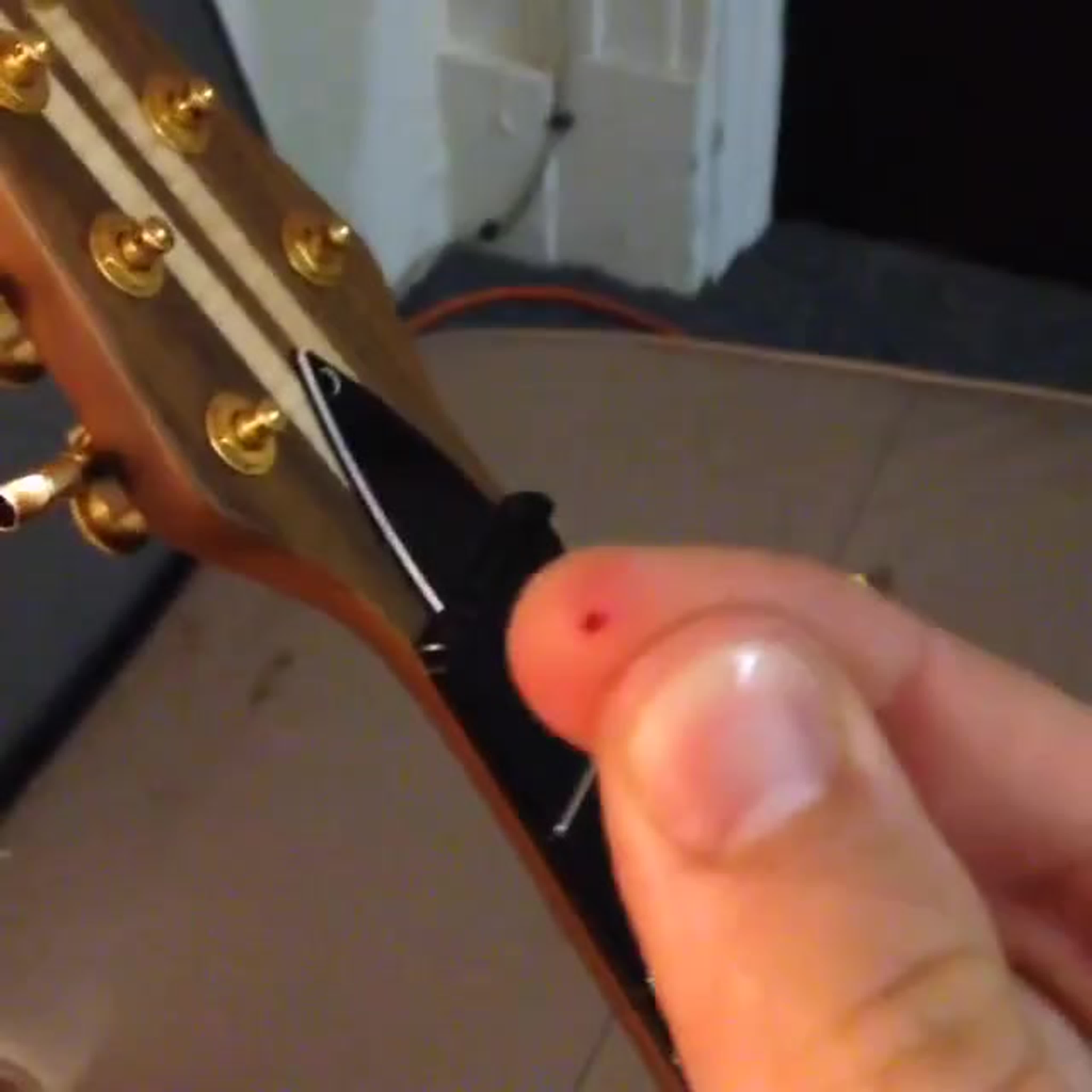 Changing guitar strings, #everyfuckingtime #thestruggleisreal #nocallouses  #c