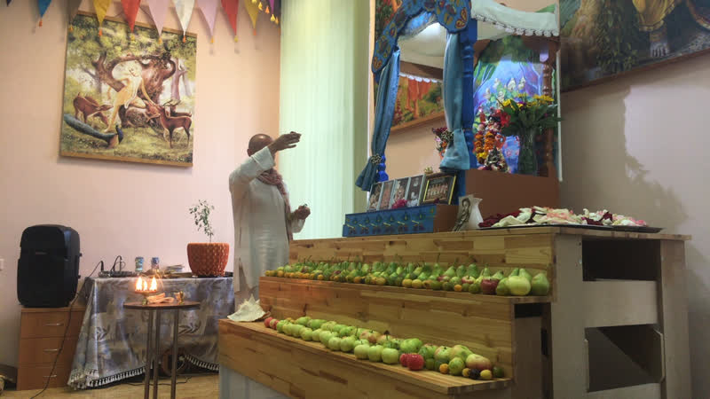 Арати уже началось, приходите, скоро прасад ;)