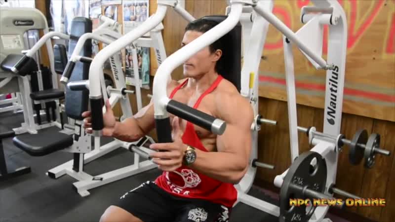 Садик хадзовик sadik hadzovic тренироа груди