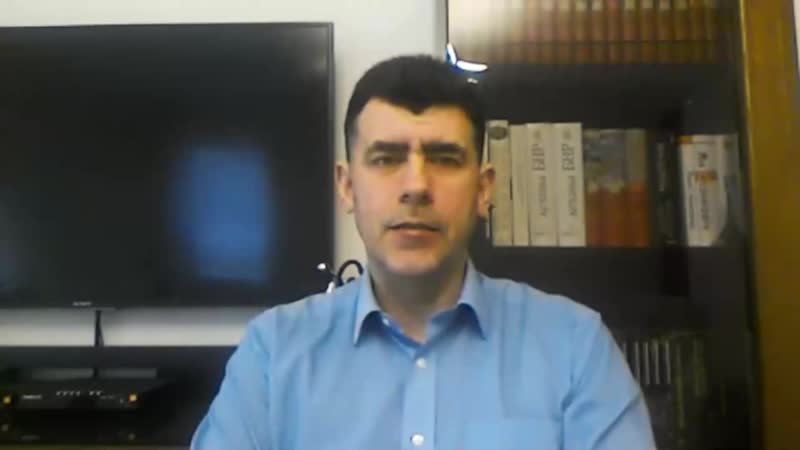 Усов баррикады, стояние на майдане, захват зданий это все мирный протест, до момента начала вооруженного сопротивления