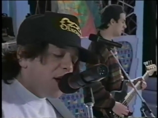 Ween push th little daises (live @ spring break 1993)