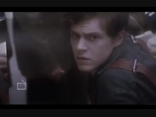 Evan peters