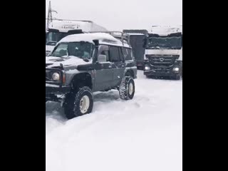 Помог выехать