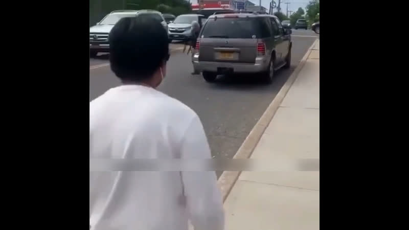 Смастерил дед перчатку, от блогеров отмахиваться