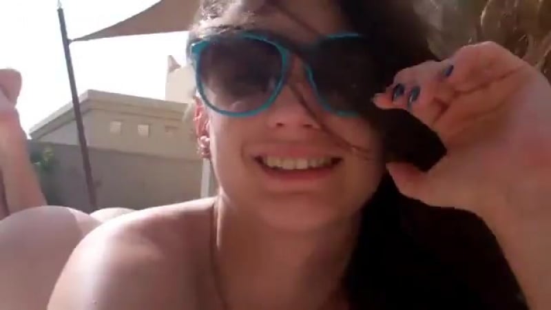 Лысый амбал дрючит очкастую шалунью с косичками большим членом