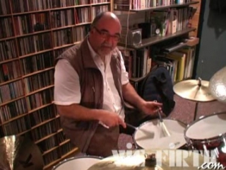 Peter erskine playing with brushes