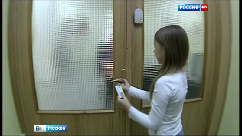 Электронную школьную карту можно пополнить через мобильное приложение "госуслуги москвы"