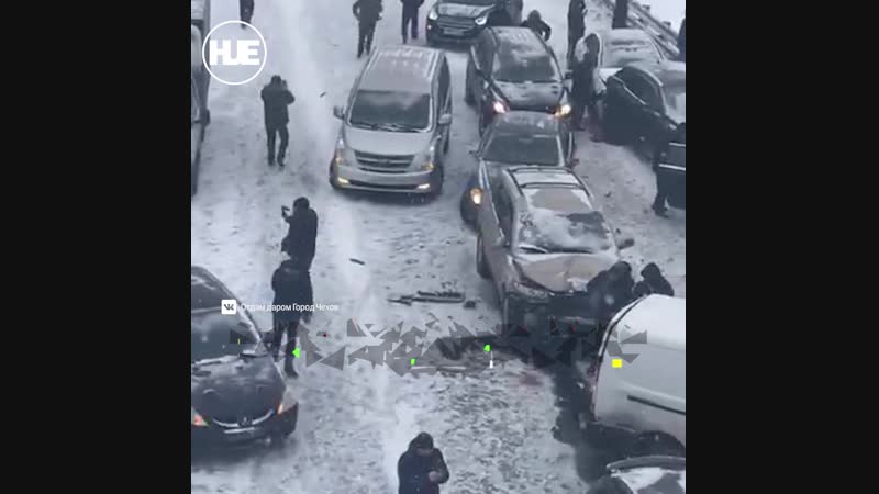 Из за снегопада в москве произошло несколько крупных аварий