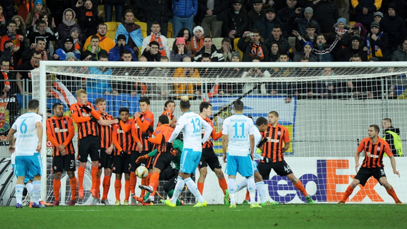 Шахтер – шальке момент матча