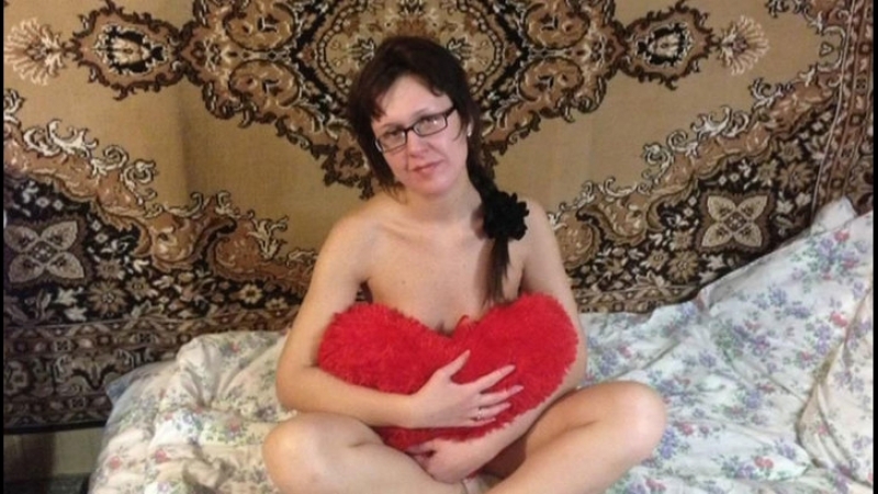 Голые снимки в сети кто и за что мстит судье из саратова