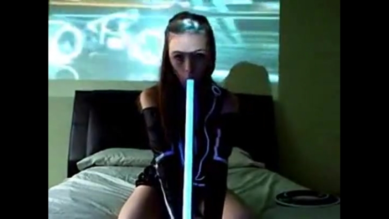 Lightsaber porn video – Lightsaber assisted sexy time