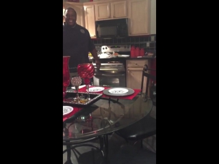 Жена оригинально сообщила о береммености своему мужу