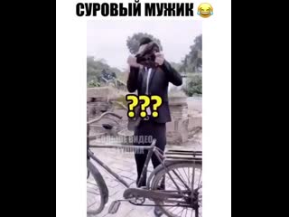 Суровый мужик разрывает своё очко