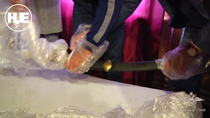 Раритетную шашку надир шаха отобрали у воров в смоленской области