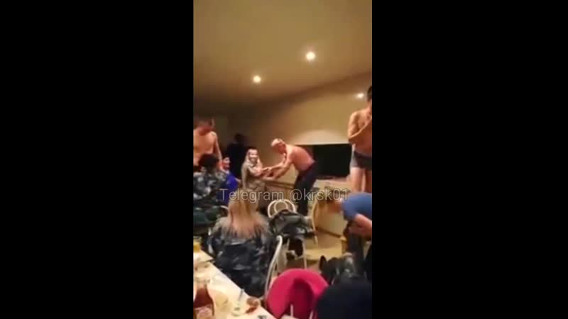 Фсин проверит видео, на котором сотрудницы колонии поселения №14 в красноярске раздевали коллег мужчин до нижнего белья