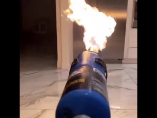 #chiefkeef got a flamethrower in the crib incase a opp wanna pull up