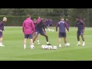 Yaya toure in a spin! 😵