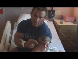Bodybuilder lee priest nasty shoulder infection!