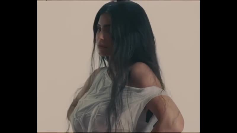 Реклама косметики kylie jenner под новый трек travis scott