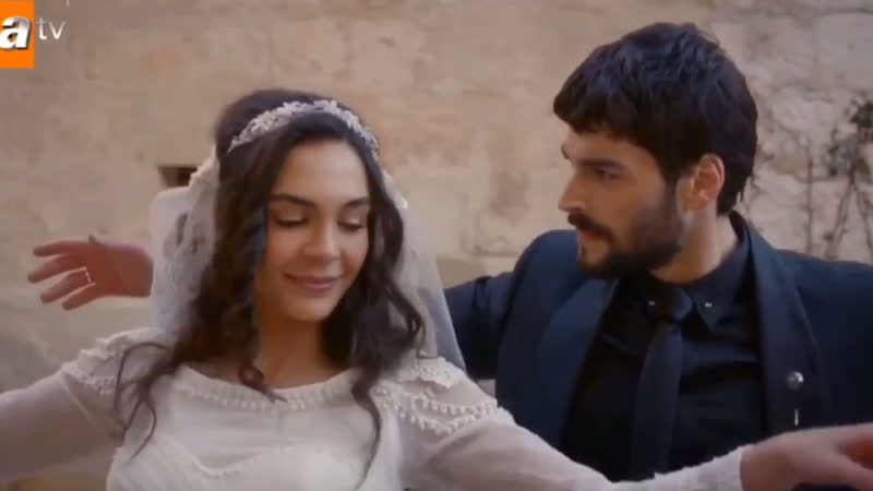 Ebru şahin sen de gidersen