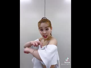 (210111) tiktok