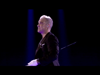 Robbie williams minnie the moocher live in barselona