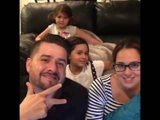 Thu live vlog! come be tired with us because its been a long day! lets play would you rather! week wrap up! wedding updates!