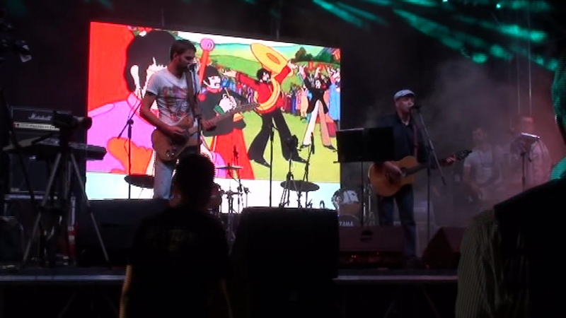 Beatles porn video – Paramaribo don't let me down (beatles)