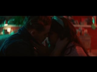 Видеоклип дуэта angus & julia stone на сингл «chateau»