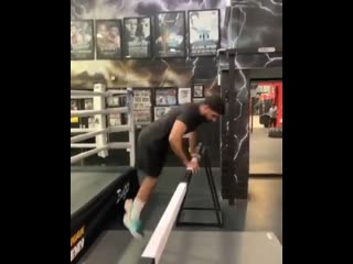 🎬амир хан тренирует подвижность ног🥊