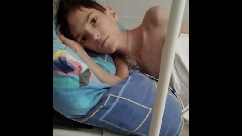 18 летний парень в больнице похудел до 15 кг, его мать винит врачей