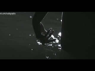 Виктория джонстоун (victoria johnstone) голая в фильме "жуткое озеро" (lake eerie, 2016, крис мэйджорс) 1080p