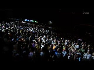 Muse uprising + starlight (fuji rock 2010)