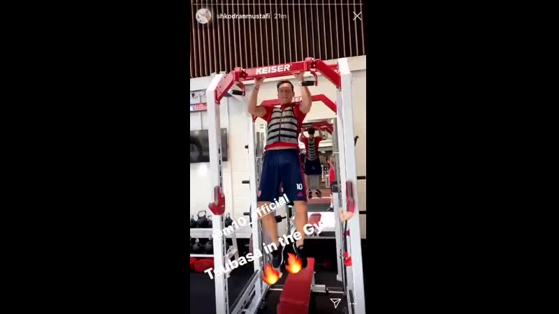 Afc mesut özil putting in the work at training today ig [shkodranmustafi] mp4