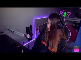 [twitch girls] yuuechka про слив почему юечка бросила парня