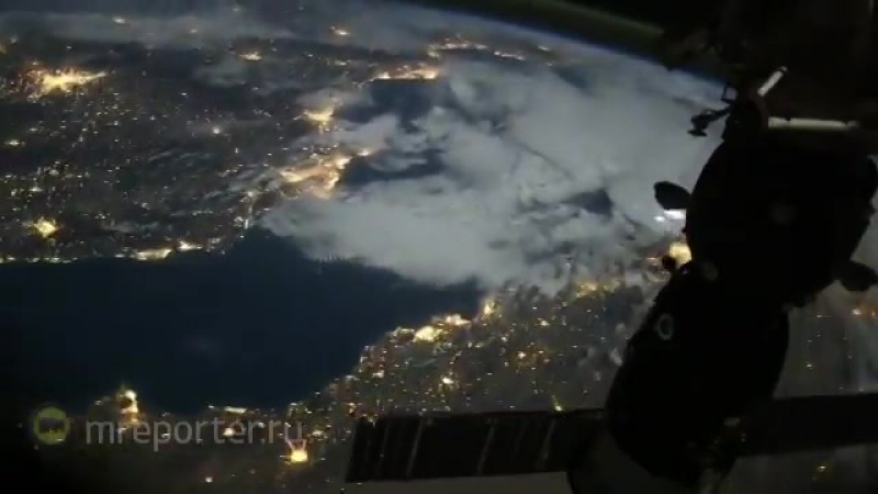 Российский космонавт снял землю на видео с борта мкс