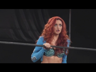 Triple superkick for maria