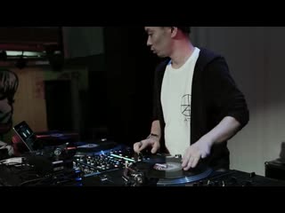 Dj kentaro 2001 dmc routine live session london soundcheck tv
