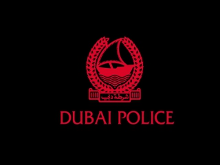 Dubai police department setzt luxusautos in szene