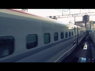 Japanese shinkansen bullet train in full speed (e5 e6 series)