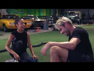 Liza koshy is my new workout buddy \ gym time w zac efron