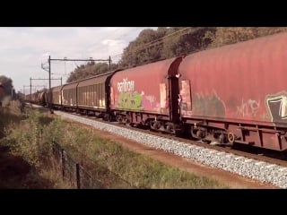 Long boxcar and more mixed freight train!!