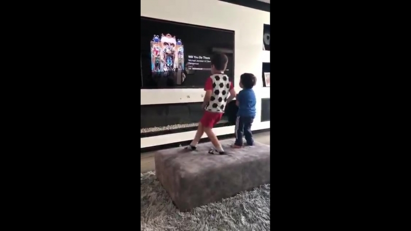 Тьяго и матео месси развлекаются