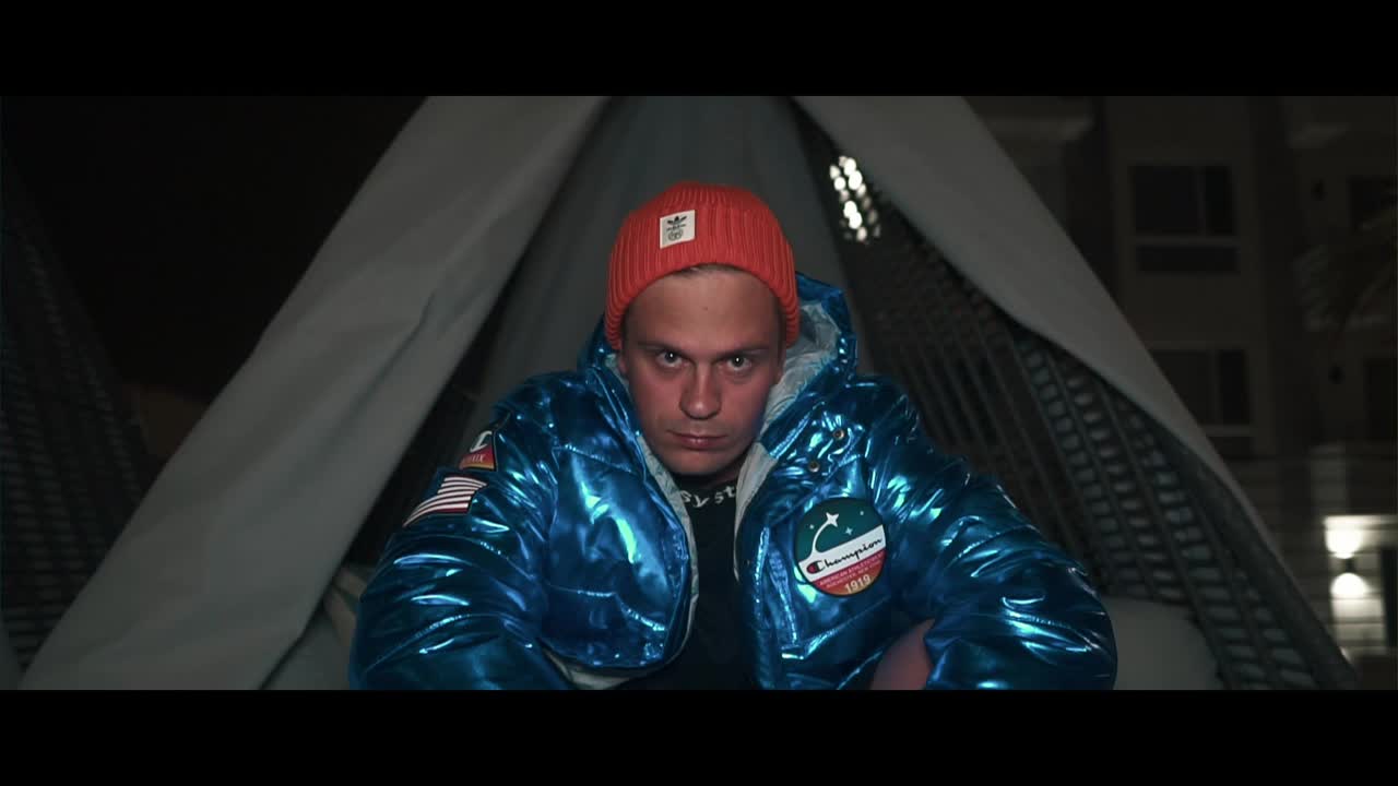 English is the new black!